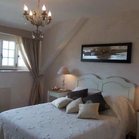 Bed and Breakfast La Tourelle 22 Quintin Exterior foto