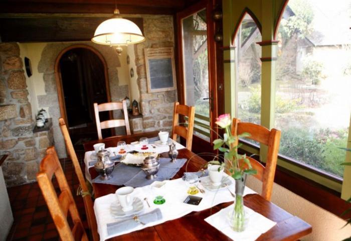 Bed and Breakfast La Tourelle 22 Quintin Exterior foto