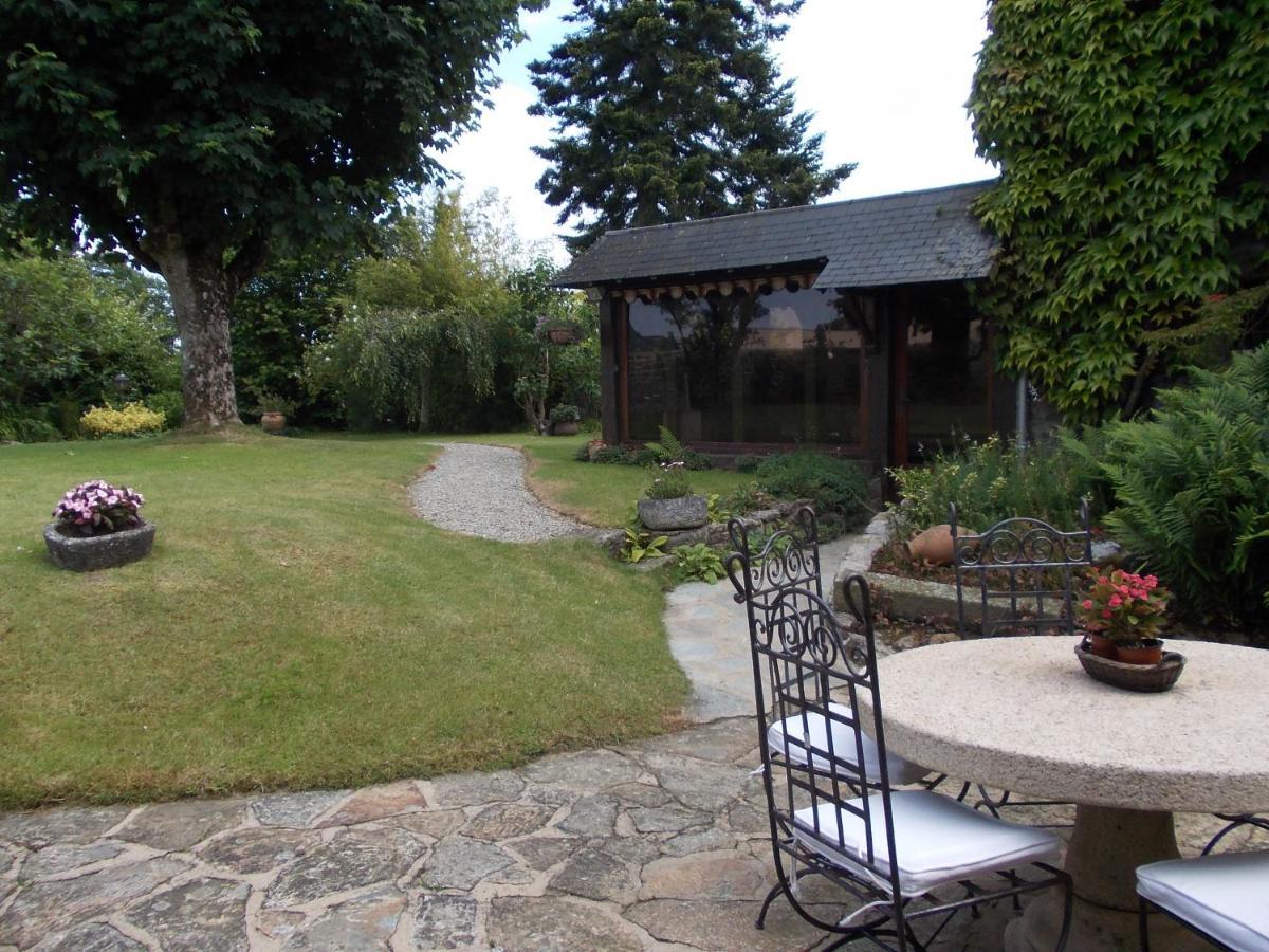 Bed and Breakfast La Tourelle 22 Quintin Exterior foto