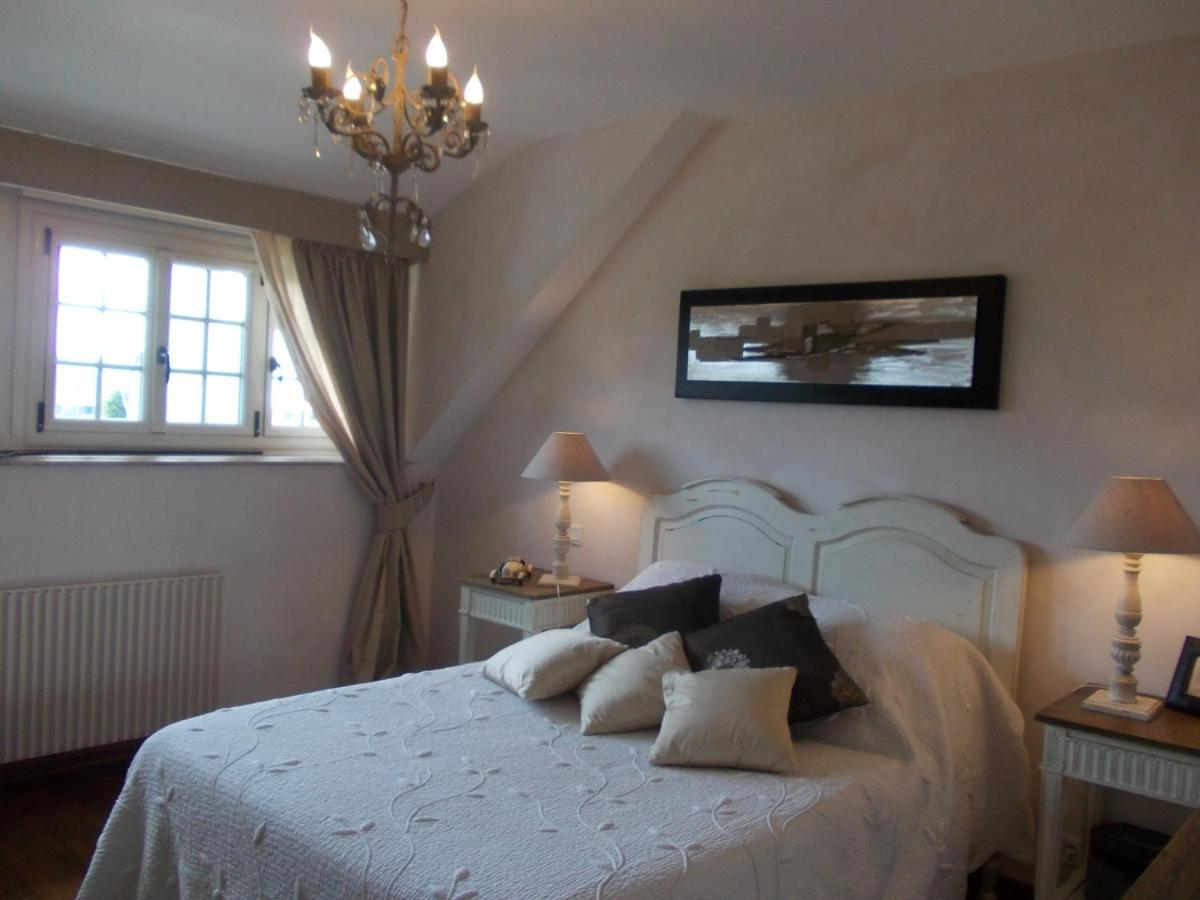 Bed and Breakfast La Tourelle 22 Quintin Exterior foto